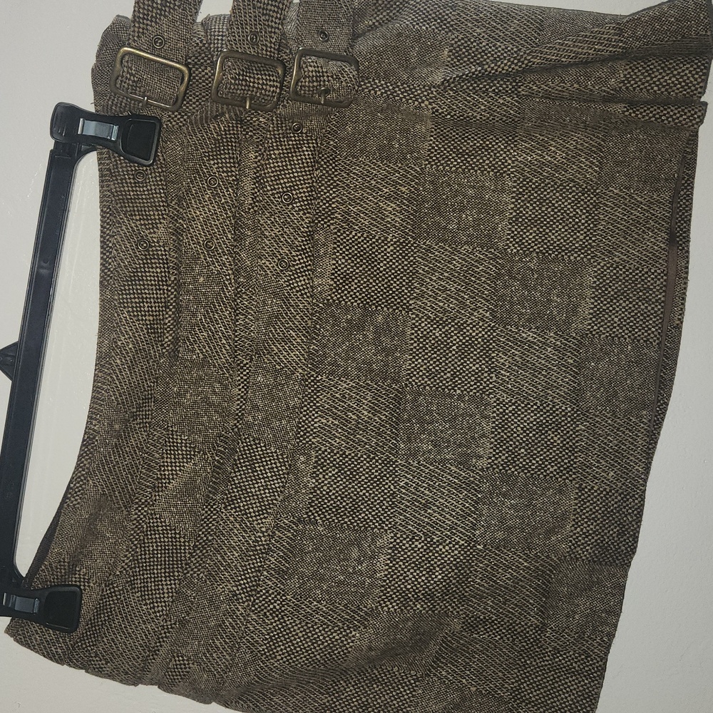 Pre owned condition Express Size 2 skirt